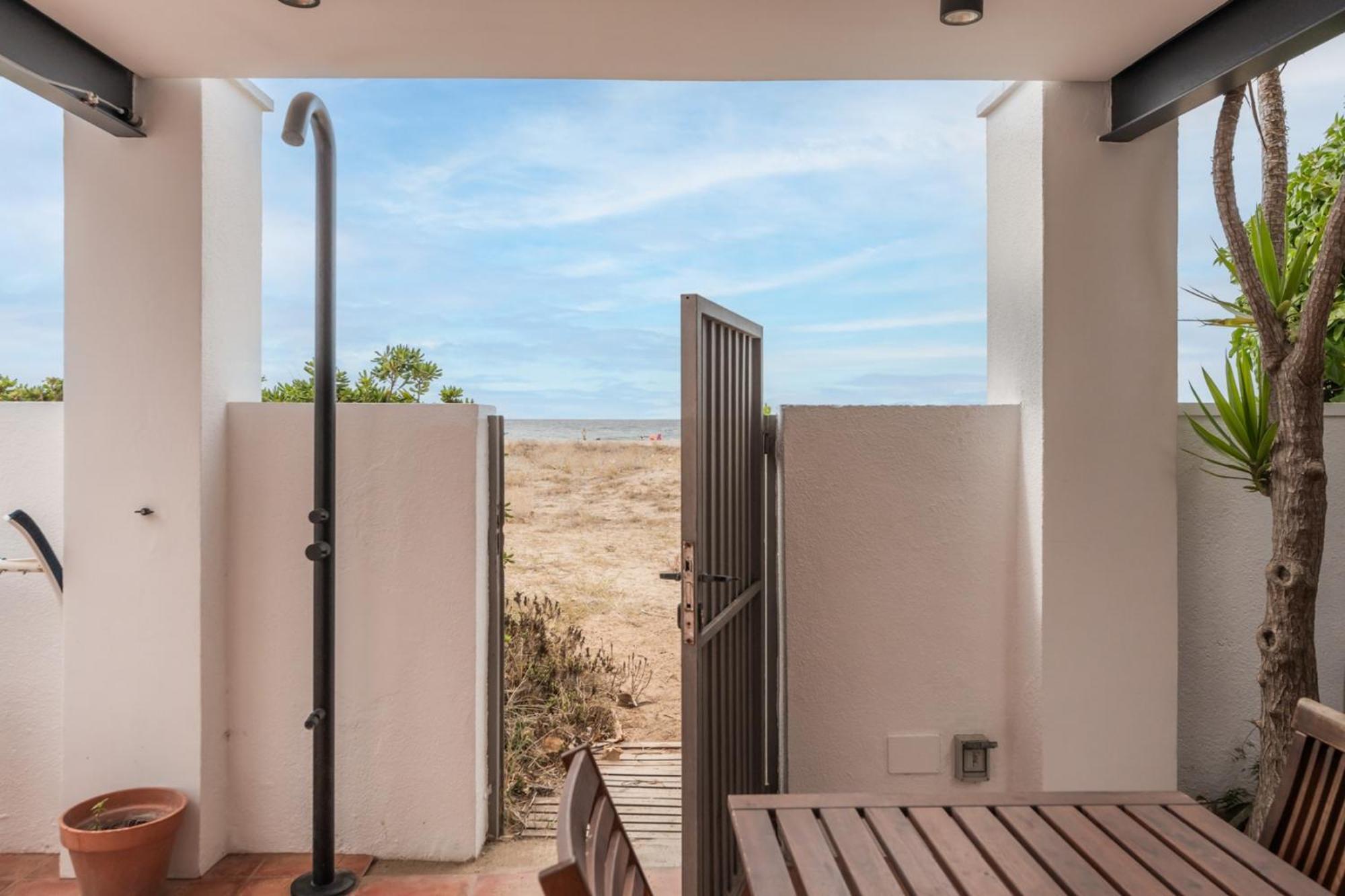 Beach Villa Cristina By Hhbcn Castelldefels Room photo